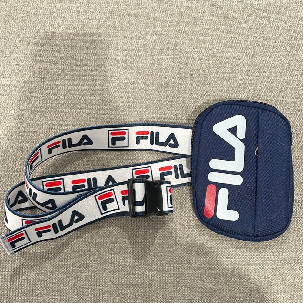 Fila Fannypack/ crossover bag!